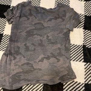 American Eagle camo V neck top